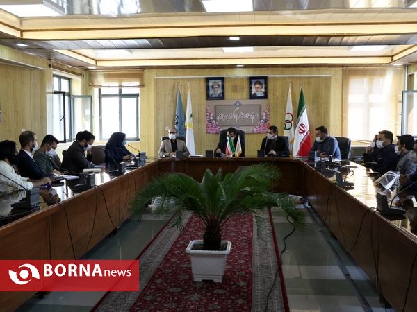 نشست صمیمی مدیرکل مشارکت‌های اجتماعی وزارت ورزش و جوانان با سمن‌های آذربایجان‌غربی