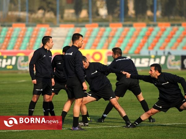 دیدار تیم های فوتبال سایپا- پرسپولیس