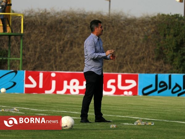 دیدار تیم های فوتبال صنعت نفت - شهر خودرو