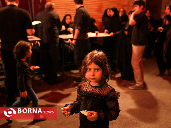 شب هشتم محرم در محله "چهارراه آبسردار تهران"