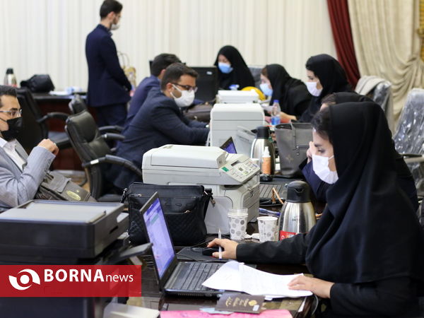 گزارش تصویری روند ثبت‌نام داوطلبین انتخابات شورای شهر ارومیه