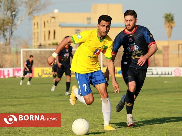 دیدار تیم های فوتبال صنعت نفت - نساجی