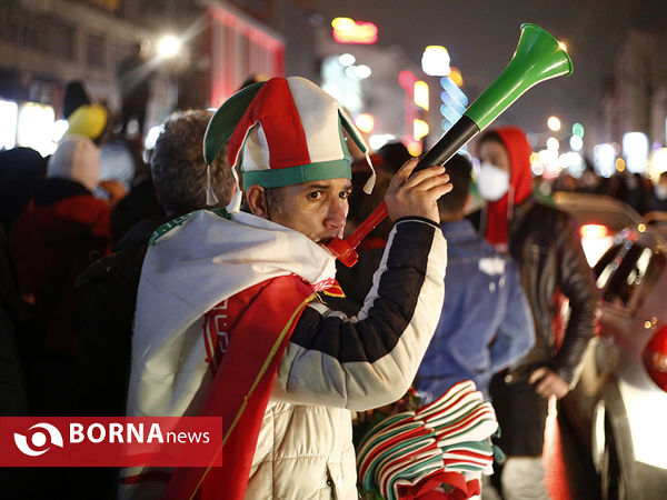 شادی مردم پس از راهیابی تیم فوتبال ایران به جام جهانی