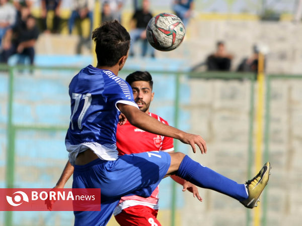 دیدار تیم های فوتبال امید استقلال- پرسپولیس