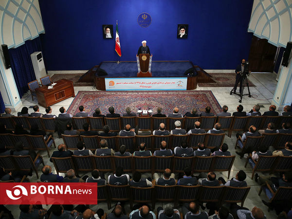   دکتر روحانی در دیدار دست اندرکاران اجرای طرح سرشماری عمومی نفوس و مسکن95