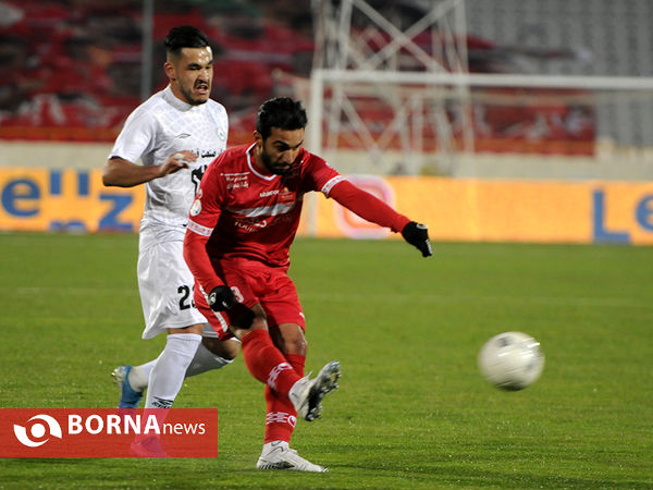 دیدار تیم های فوتبال پرسپولیس - ذوب آهن