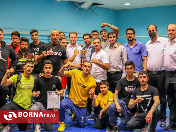 مسابقات بوکس قهرمانی بزرگسالان استان مرکزی