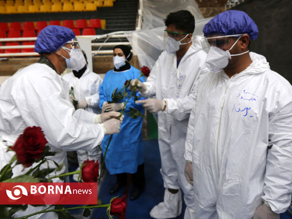 تجلیل مقامات ارشد فارس از عوامل بیمارستان پشتیبان ارتش ویژه بیماران کرونایی