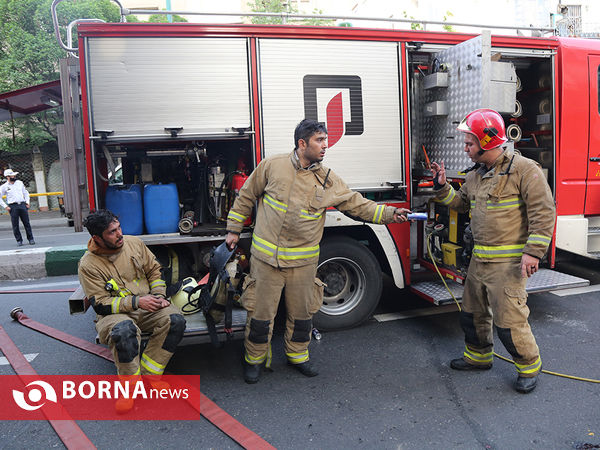 آتش سوزی مجتمع تجاری مهستان