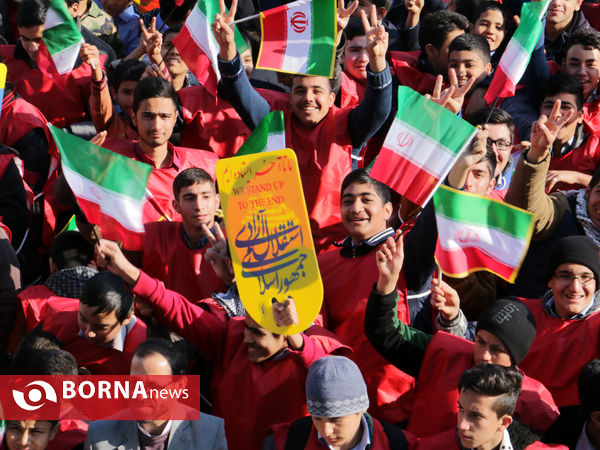 آئین بزرگداشت سالگرد پیروزی انقلاب در میدان شهدای مشهد