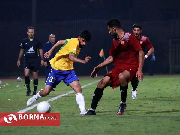 دیدار تیم های فوتبال صنعت نفت - پدیده