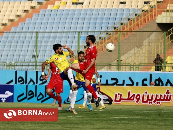 دیدار تیم های فوتبال صنعت نفت - شهر خودرو