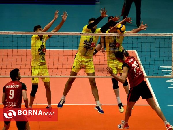 شهرآورد هفته اول لیگ برتر والیبال: شهرداری ارومیه - آذرباتری