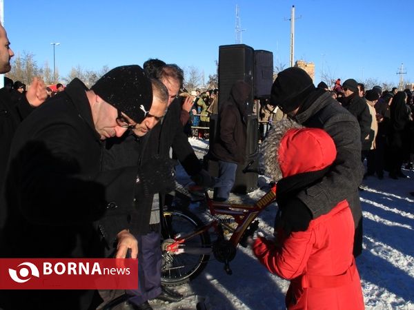 جشنواره بزرگ آدم برفی در اردبیل