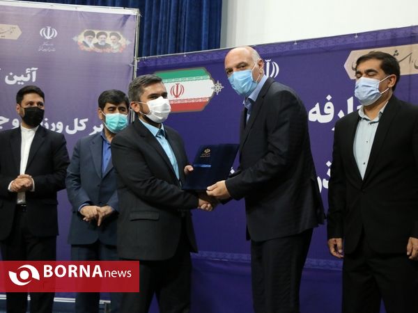 آئین تکریم و معارفه‌ی مدیرکل سابق و مدیر کل جدید اداره کل ورزش و جوانان آذربایجان شرقی