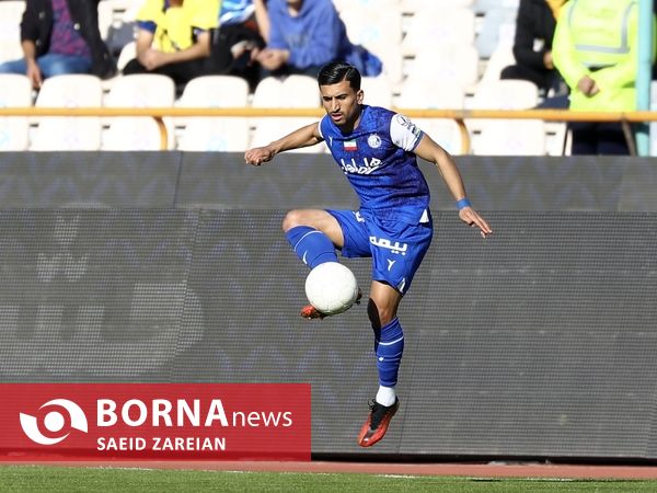 دیدار تیم های استقلال تهران - ملوان بندر انزلی