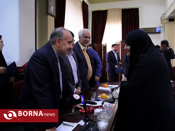 مراسم تجلیل از خانواده شهدا با حضور وزیر ورزش و جوانان