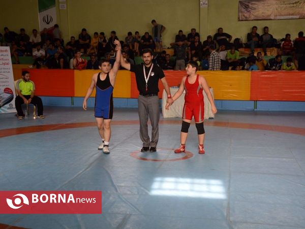 مسابقات كشتى آزاد نونهالان در شهرستان شهریار