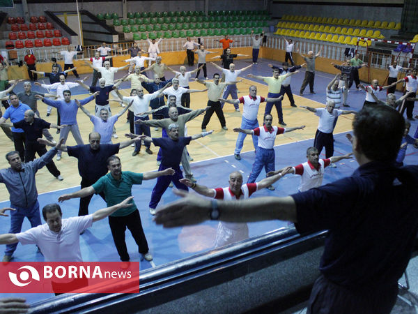 همایش ورزش صبحگاهی بمناسبت روز جهانی دیابت در همدان