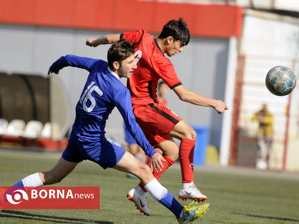 دیدار تیم های فوتبال نونهالان استقلال- پرسپولیس