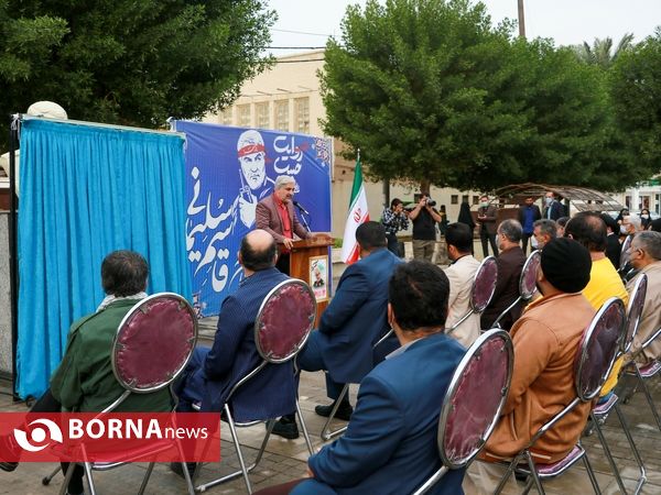 رونمایی از سردیس سردار سلیمانی در آبادان