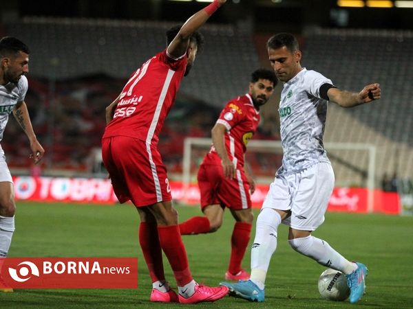 دیدار تیم های فوتبال پرسپولیس - آلومینیوم