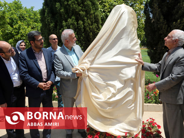 رونمایی از سردیس بزرگان صنایع دستی و هنرهای سنتی در شیراز