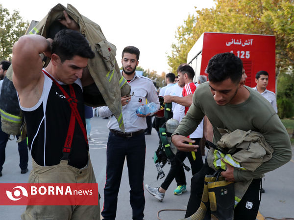 در حاشیه همایش پیاده روی روز ملی آتش نشانی