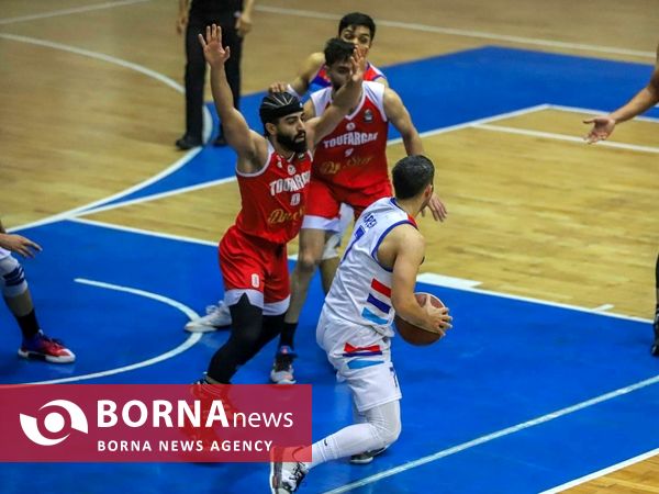 دیدار تیم های بسکتبال نبوغ - توفارقان