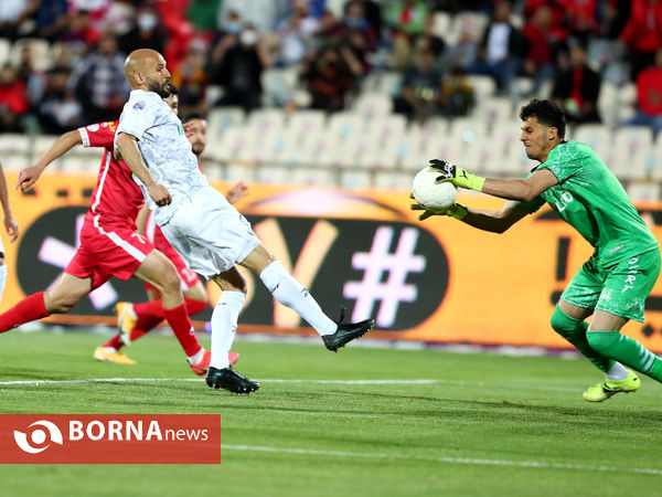 دیدار تیم های فوتبال پرسپولیس - آلومینیوم