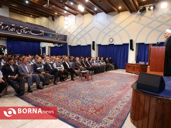   دکتر روحانی در دیدار دست اندرکاران اجرای طرح سرشماری عمومی نفوس و مسکن95