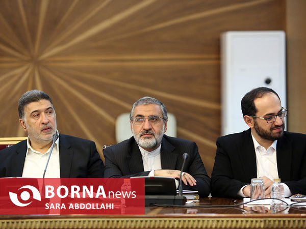 دیدار جمعی از تولیدکنندگان و کارآفرینان با رئیس جمهوری