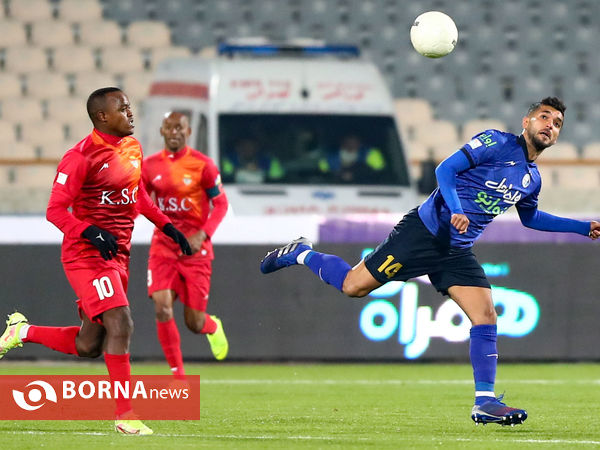 دیدار تیم های فوتبال استقلال - فولاد