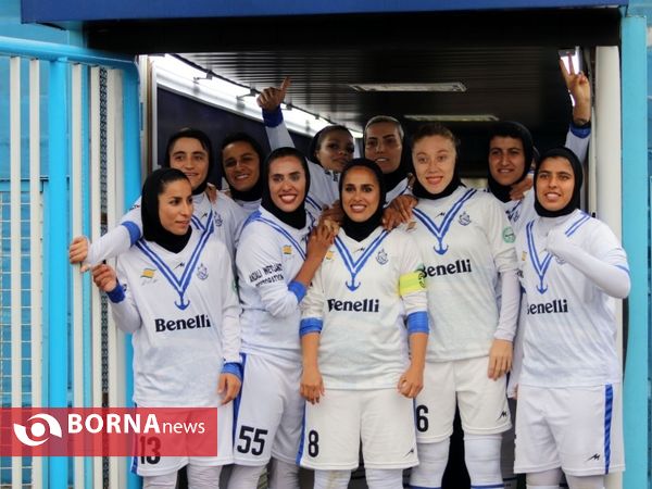 دیدار تیم های فوتبال ملوان بندرانزلی _ خاتون بم