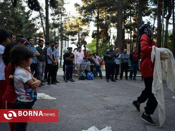 تئاتر خیابانی هفت بوو کله در کرمانشاه