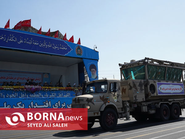 مراسم رژه روز ارتش جمهوری اسلامی ایران