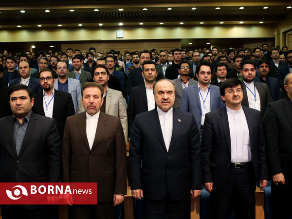 هم اندیشی صمیمانه جوانان با دولت
