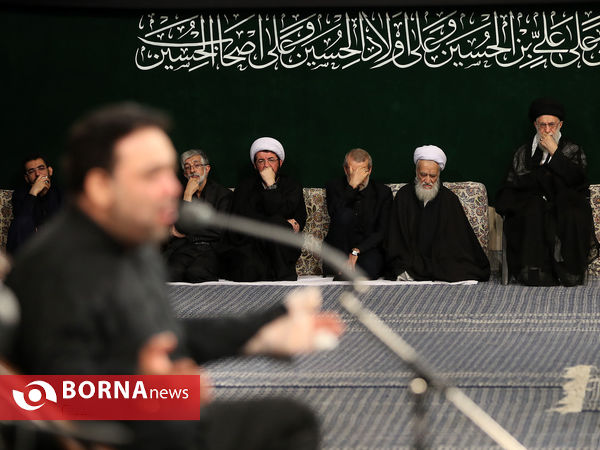 مراسم عزاداری شب عاشورا در حضور رهبر انقلاب