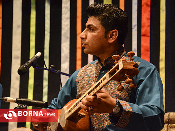 کنسرت گروه موسیقی سنتی "ایراهستان" در لارستان