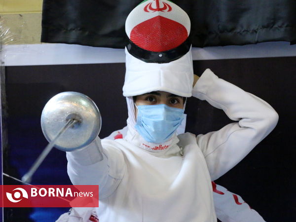 تمرینات بانوان شمشیرباز آذربایجان‌غربی برای حضور در انتخابی المپیک