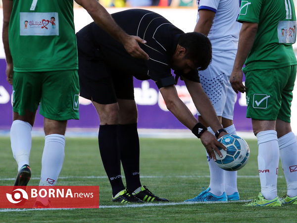 دیدارتیم های ستارگان ایران و ستارگان جهان
