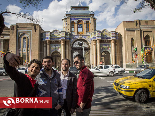 نوروز در تهران ((سردر باغ ملی))