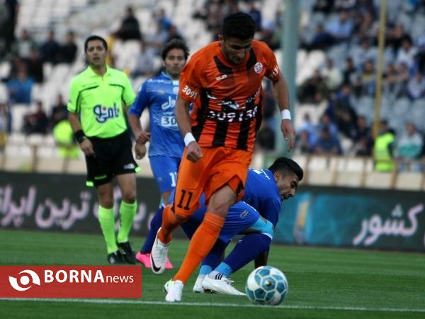 دیدار تیم های استقلال تهران - مس کرمان