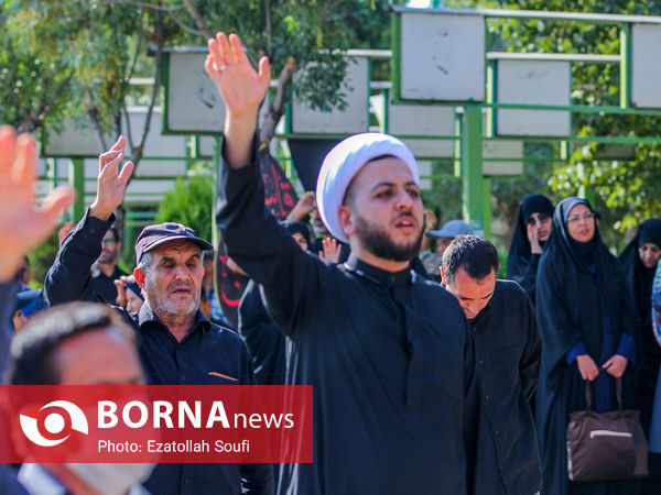 بدرقه زائران اربعین در اراک 