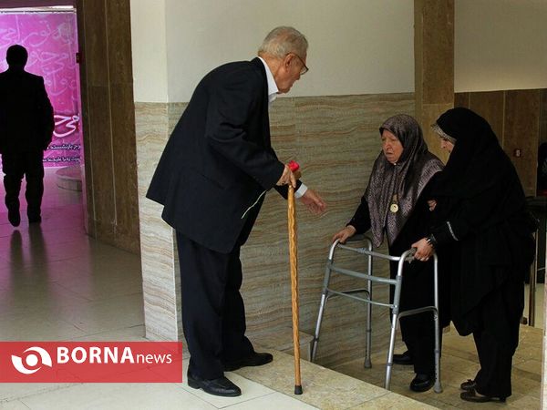 همایش «عاشقانه تو را می خوانم»