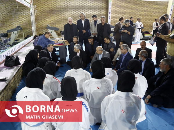 بازدید سرپرست وزارت ورزش و جوانان از اردوی تیم ملی کاراته 