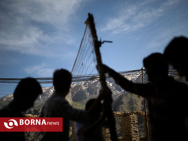 والیبال در هورامان تخت