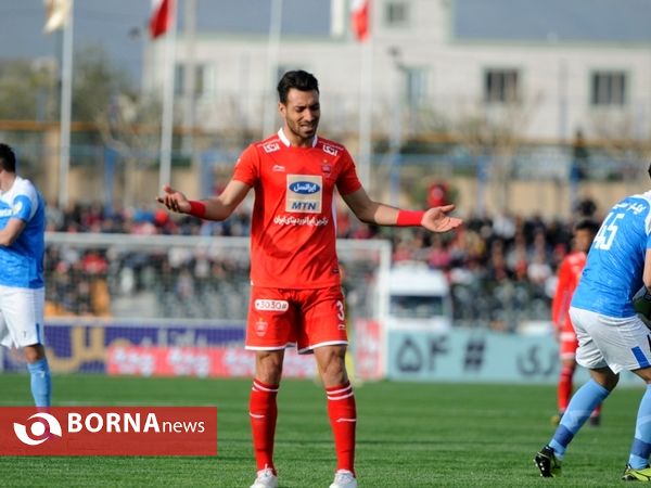 دیدار تیم پیکان- پرسپولیس