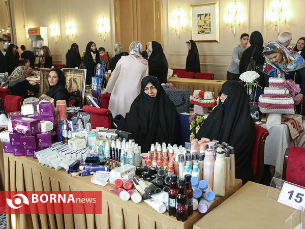 بازارچه خیریه انجمن همسران دیپلمات‌های وزارت امور خارجه