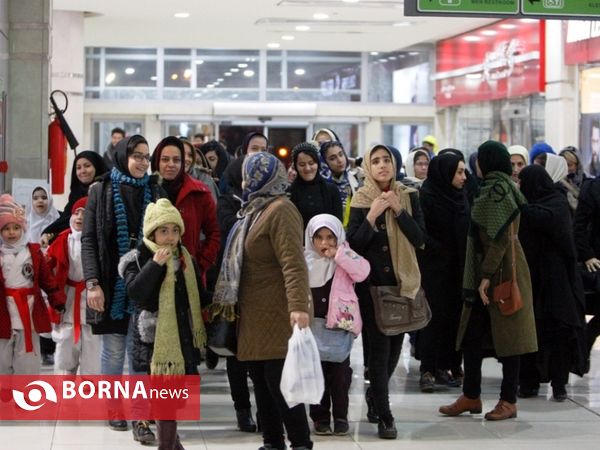 اکران فیلم سینمایی خروج در پردیس مگامال